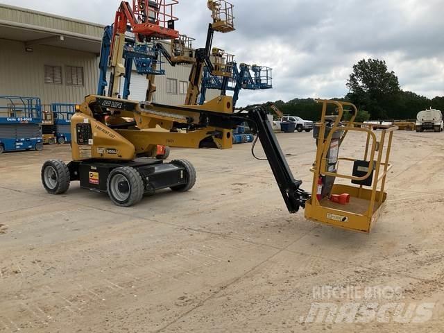 JLG E450AJ Articulated boom lifts