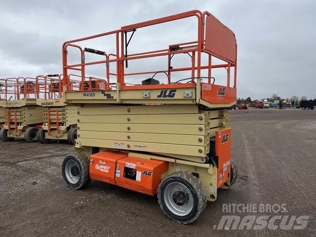 JLG M4069 Scissor lifts