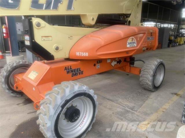JLG M600J Articulated boom lifts
