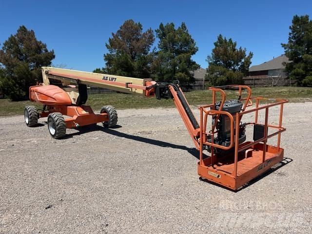 JLG M600JP Articulated boom lifts