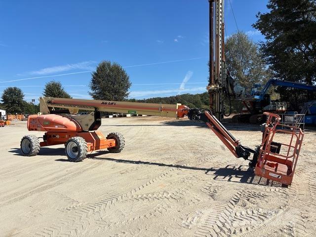 JLG M600JP Articulated boom lifts