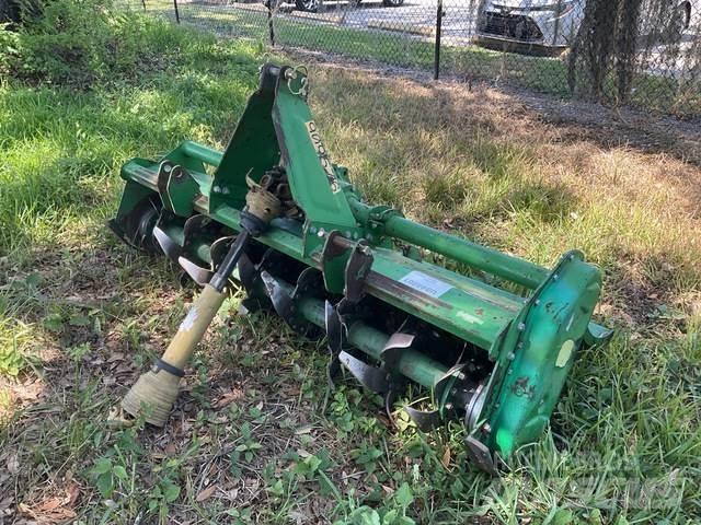 John Deere 665 Construction - Others