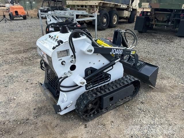 JQ Power JQ400 Skid steer loaders