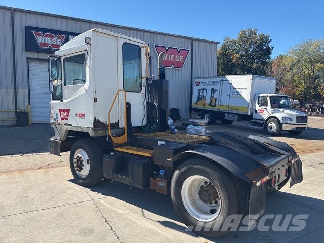 Kalmar Ottowa Terminal tractors