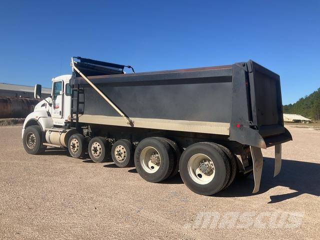  Kennworth T440 Tipper trucks