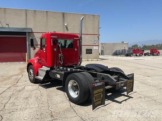 Kenworth T370 Tractor Units