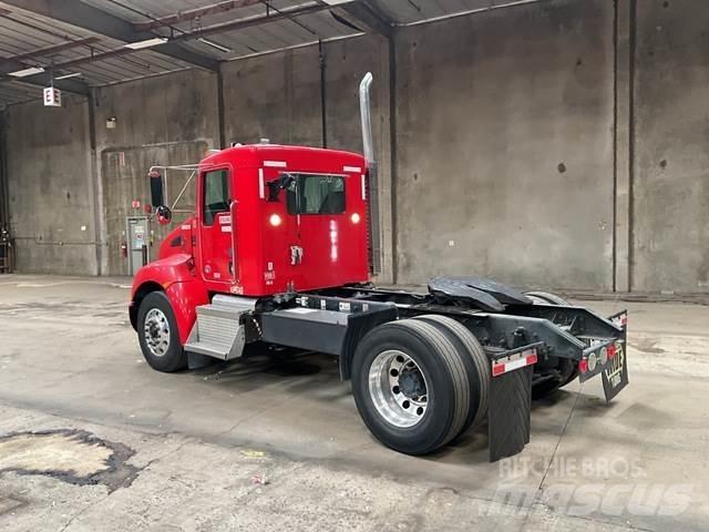 Kenworth T370 Tractor Units