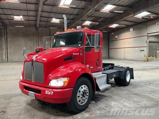 Kenworth T370 Tractor Units
