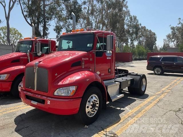 Kenworth T370 Tractor Units