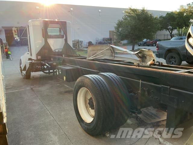 Kenworth T370 Box body trucks