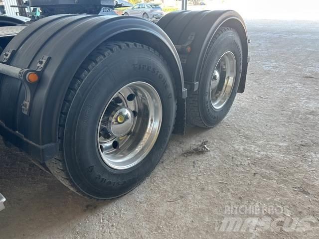 Kenworth T409 Tractor Units