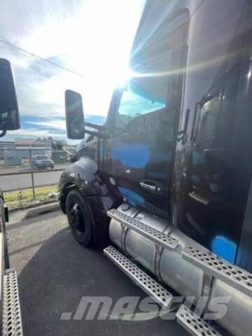 Kenworth T680 Tractor Units