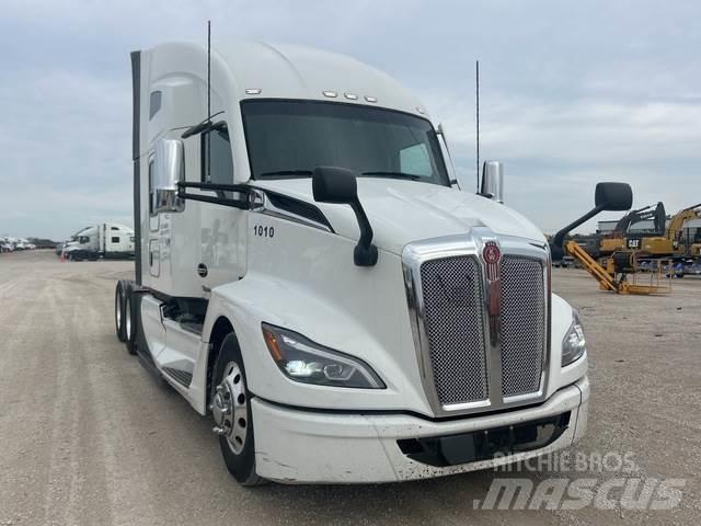 Kenworth T680 Tractor Units