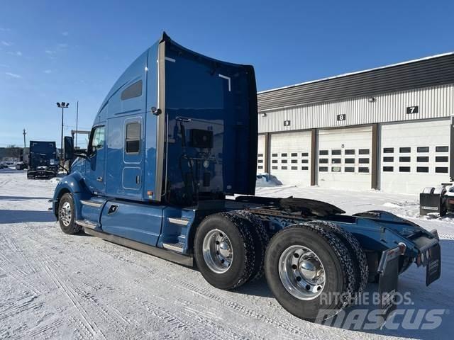 Kenworth T680 Tractor Units
