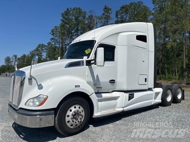 Kenworth T680 Tractor Units