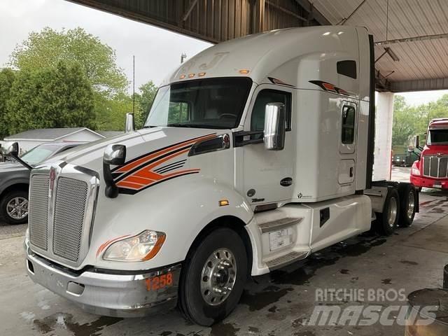 Kenworth T680 Tractor Units