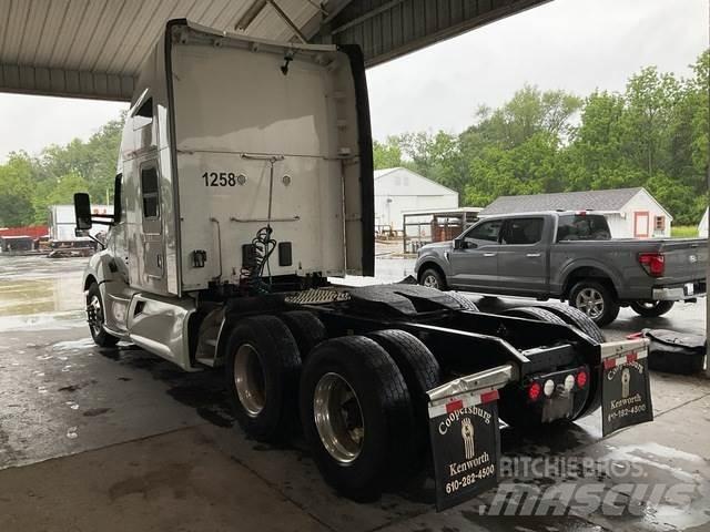 Kenworth T680 Tractor Units