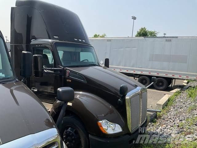 Kenworth T680 Tractor Units