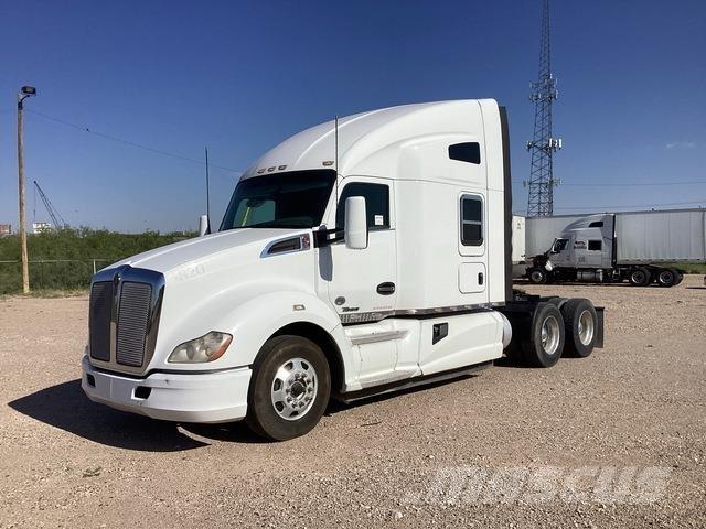 Kenworth T680 Tractor Units