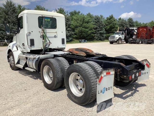 Kenworth T680 Tractor Units