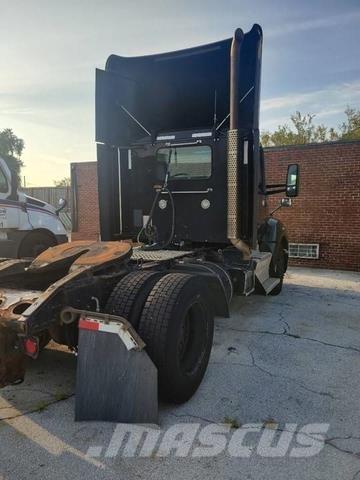 Kenworth T680 Tractor Units