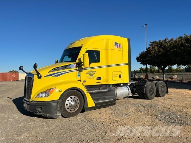 Kenworth T680 Tractor Units