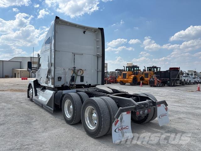 Kenworth T680 Tractor Units