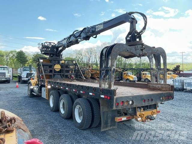 Kenworth T800 Grapples