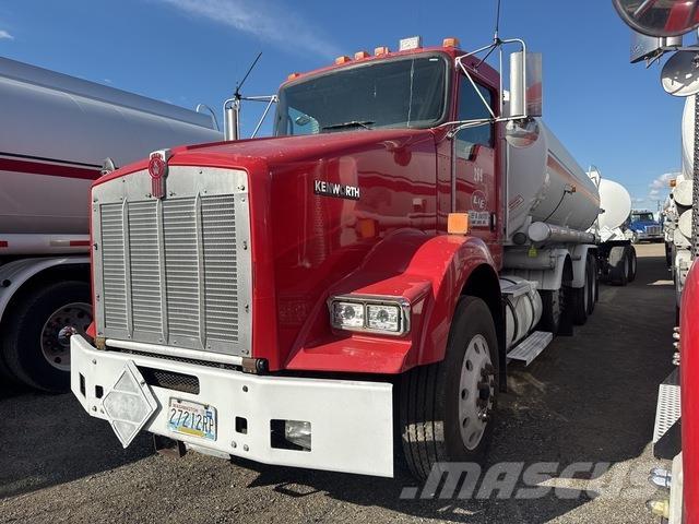 Kenworth T800 Tanker trucks