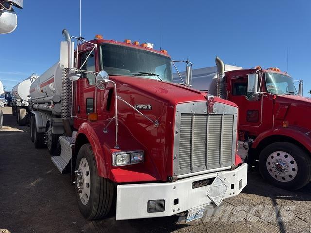 Kenworth T800 Tanker trucks