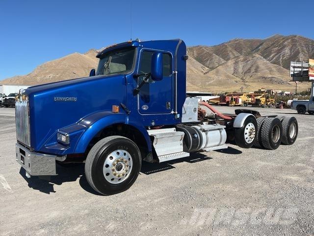Kenworth T800 Tractor Units