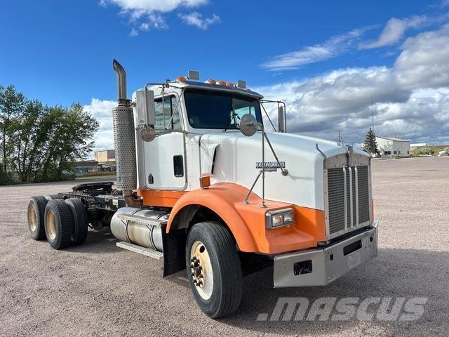 Kenworth T800B Tractor Units