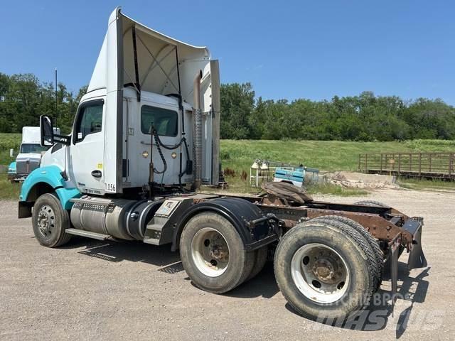 Kenworth T880 Tractor Units