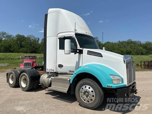Kenworth T880 Tractor Units