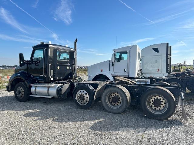 Kenworth T880 Tractor Units