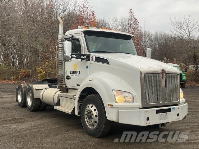 Kenworth T880 Tractor Units
