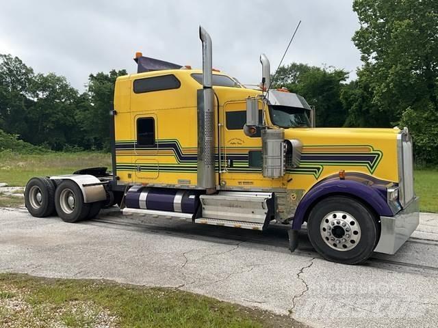 Kenworth W900 Tractor Units