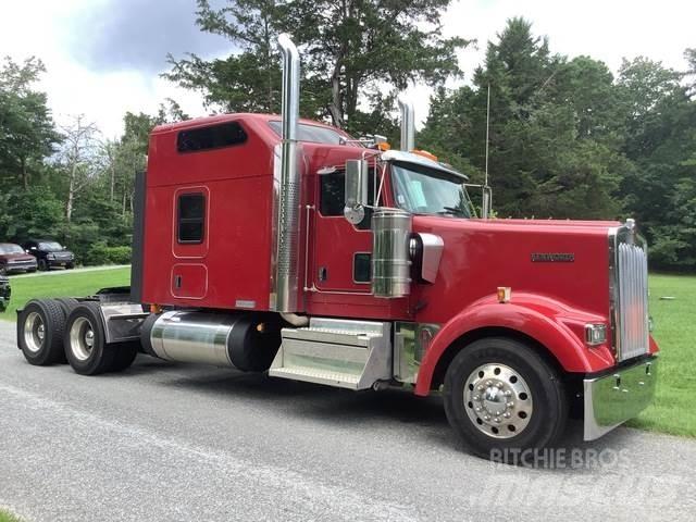 Kenworth W900 Tractor Units