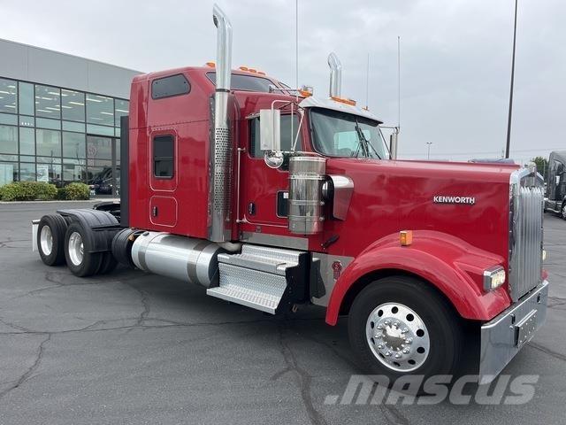 Kenworth W900 Tractor Units