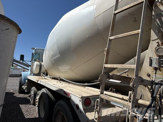 Kenworth W900B Other trucks