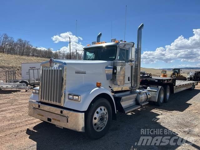 Kenworth W900L Tractor Units