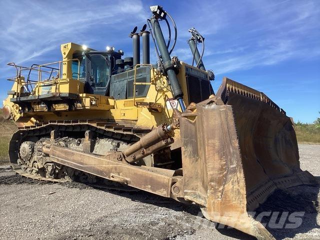 Komatsu D475A Crawler dozers