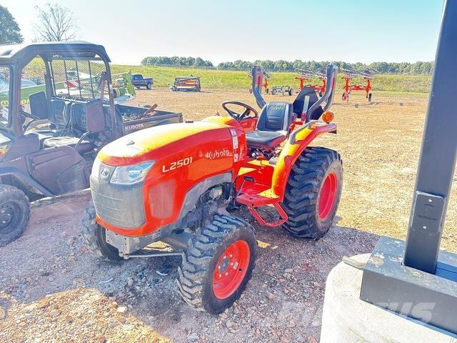 Kubota L2501DT Compact tractors