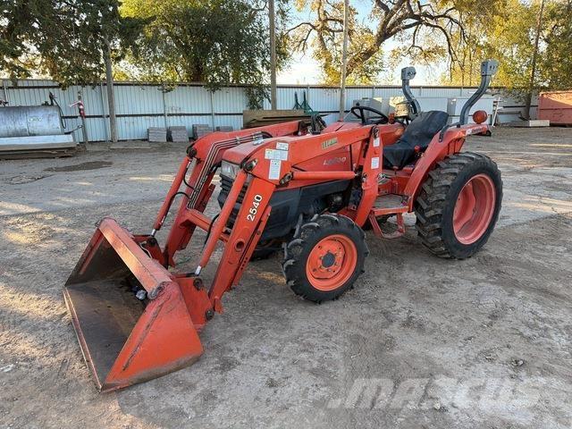 Kubota L2800D Tractors
