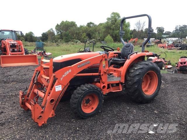Kubota L3240 Compact tractors