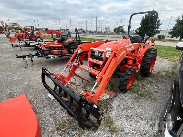 Kubota L3301D Compact tractors