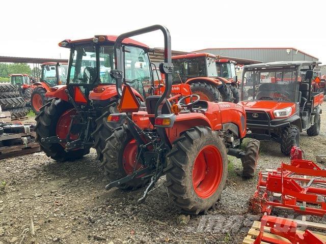 Kubota L3302DT Compact tractors