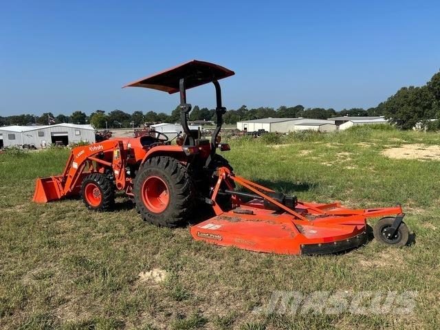 Kubota L3902DT Compact tractors