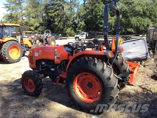 Kubota L4701D Compact tractors