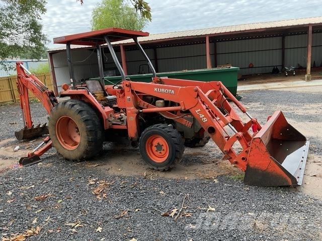 Kubota L48 Backhoe loaders